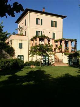 Domus Volumnia Country House เปรูจา ภายนอก รูปภาพ